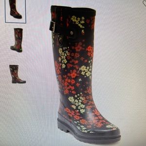 Size 6Cherry blossom rain boot